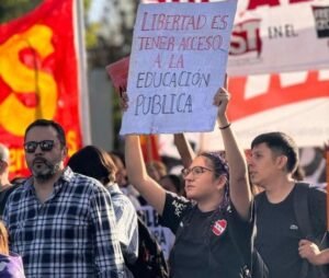 CRISIS UNIVERSITARIA ARGENTINA